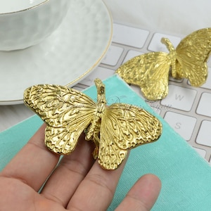 Brass Butterfly Knobs,Brass Animal Knobs,Kitchen Cabinet Knob,Brass Drawer Knob,Drawer Pulls,Brass Knobs,Dresser Handles,Furniture Hardware
