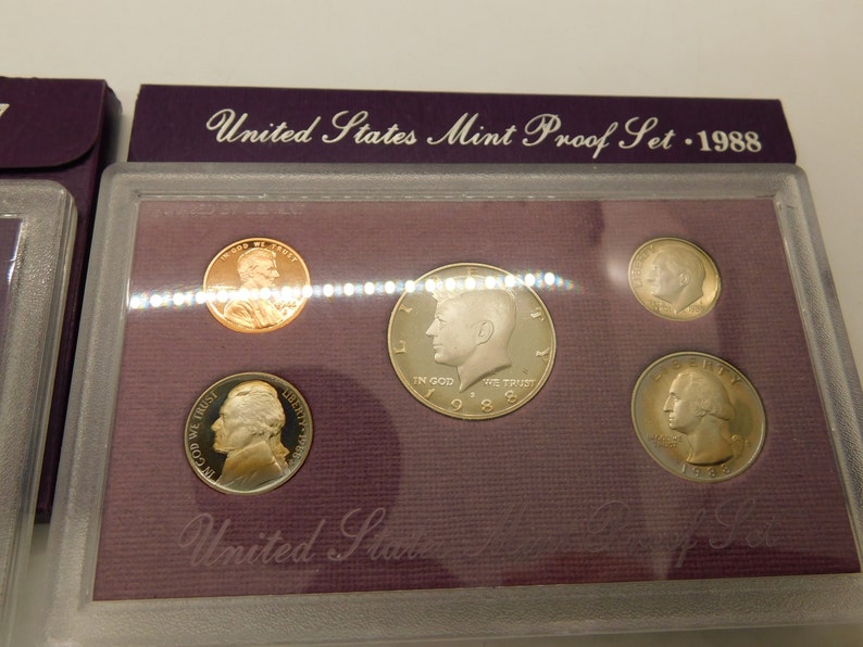 U S Mint Proof Sets 1987s & 1988s in Factory Box NO COA'S 22652 Brnb3