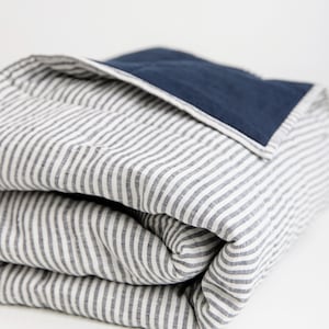 Handmade Lightweight Linen Quilt, 100% Linen Quilt With Pure Cotton Batting And Reverse Side, Queen Quilt Set, King Quilt Set, Linen Bedding