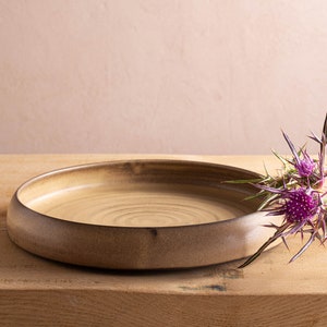 Piatto da portata in ceramica marrone fatto a mano, grande ciotola in ceramica da 25 cm, piatto da portata rotondo con bordo alto, piatto da forno e da portata, regalo di Natale