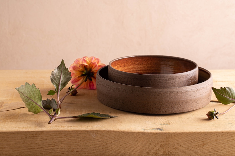 Pottery Large Pie Baking Dish, Round Baking Pan, Oven to Table Serving Dish, Rustic Ceramic Pasta Bowl, 9.5 Cake Baking Dish, Fruit Bowl image 2