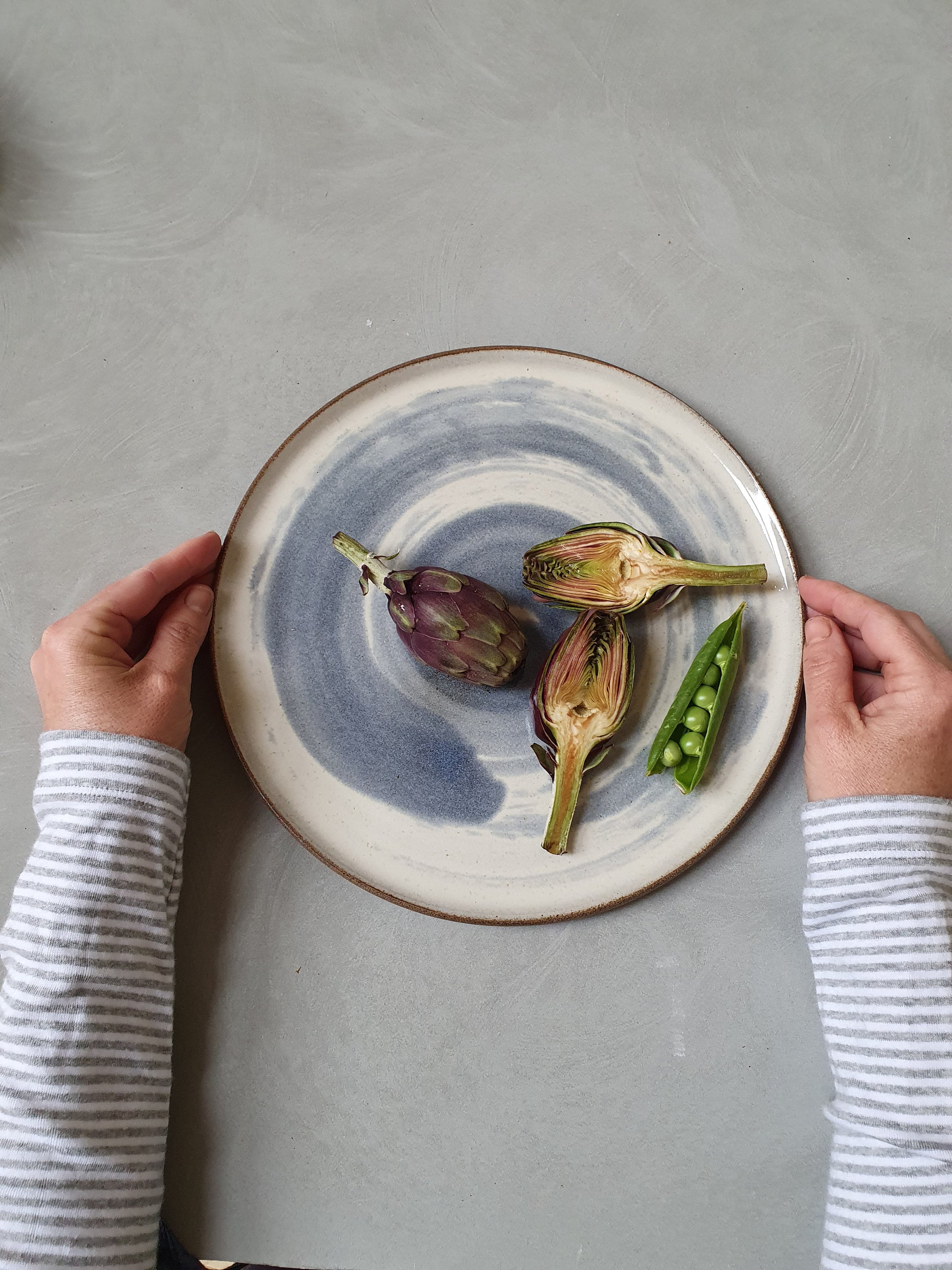 ExclusiveLane Juego de 2 platos llanos de cerámica esmaltados a mano  'Earthen Turquoise' para servir la cena, platos, platos llanos para el  hogar