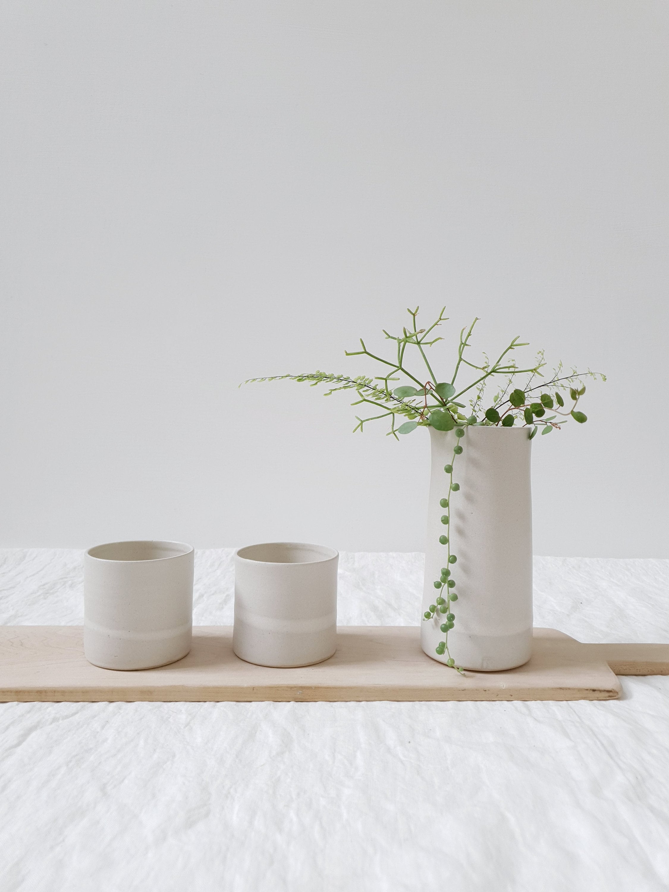 Ensemble de Deux Tasses en Céramique et Pichet à Cylindre Blanche, Ensemble Boissons, Cruche Verres 