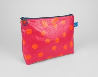 cosmetic bag