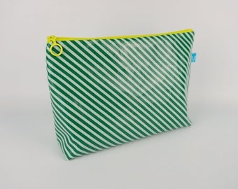 Cosmetic bag