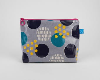cosmetic bag