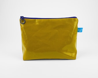 cosmetic bag