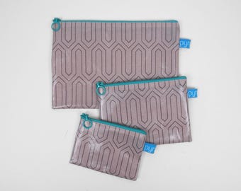 small zippered pockets