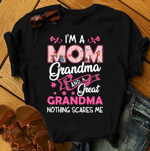Womens Moms Know A Lot But Grandmas Know Everything Tshirt Funny Mothers  Day Family Tee (Heather Navy) - XXL 