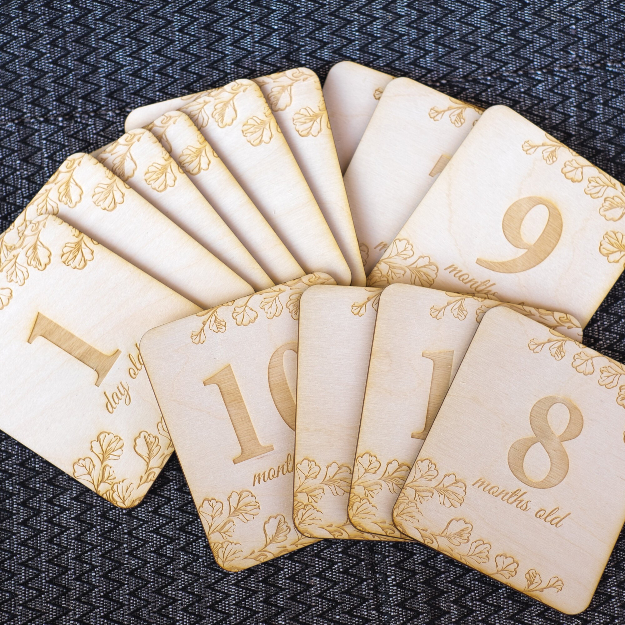 Baby Milestone Cards, Wooden Cards, Baby Shower Gift, Newborn Gift ...