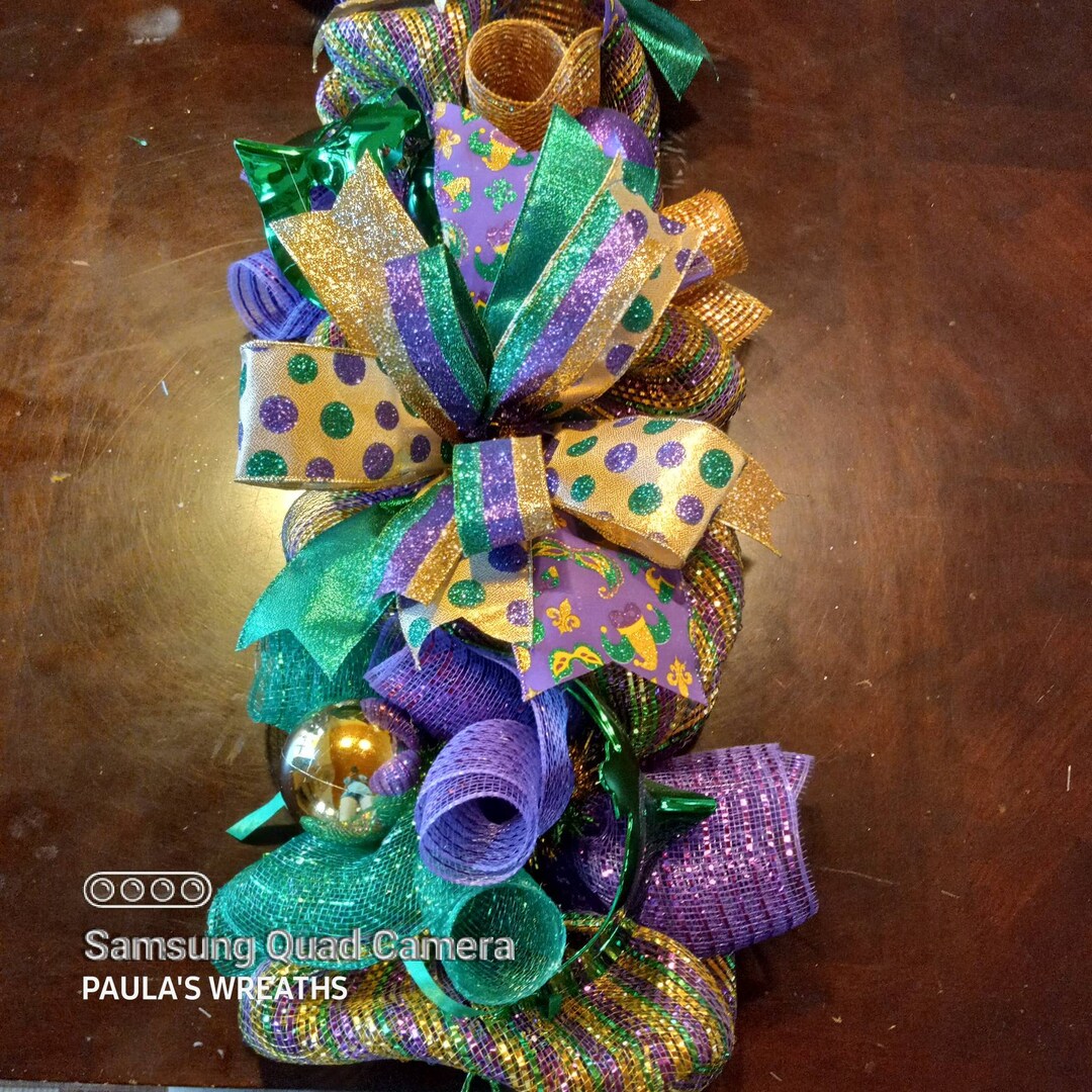 mardi gras garland nearby