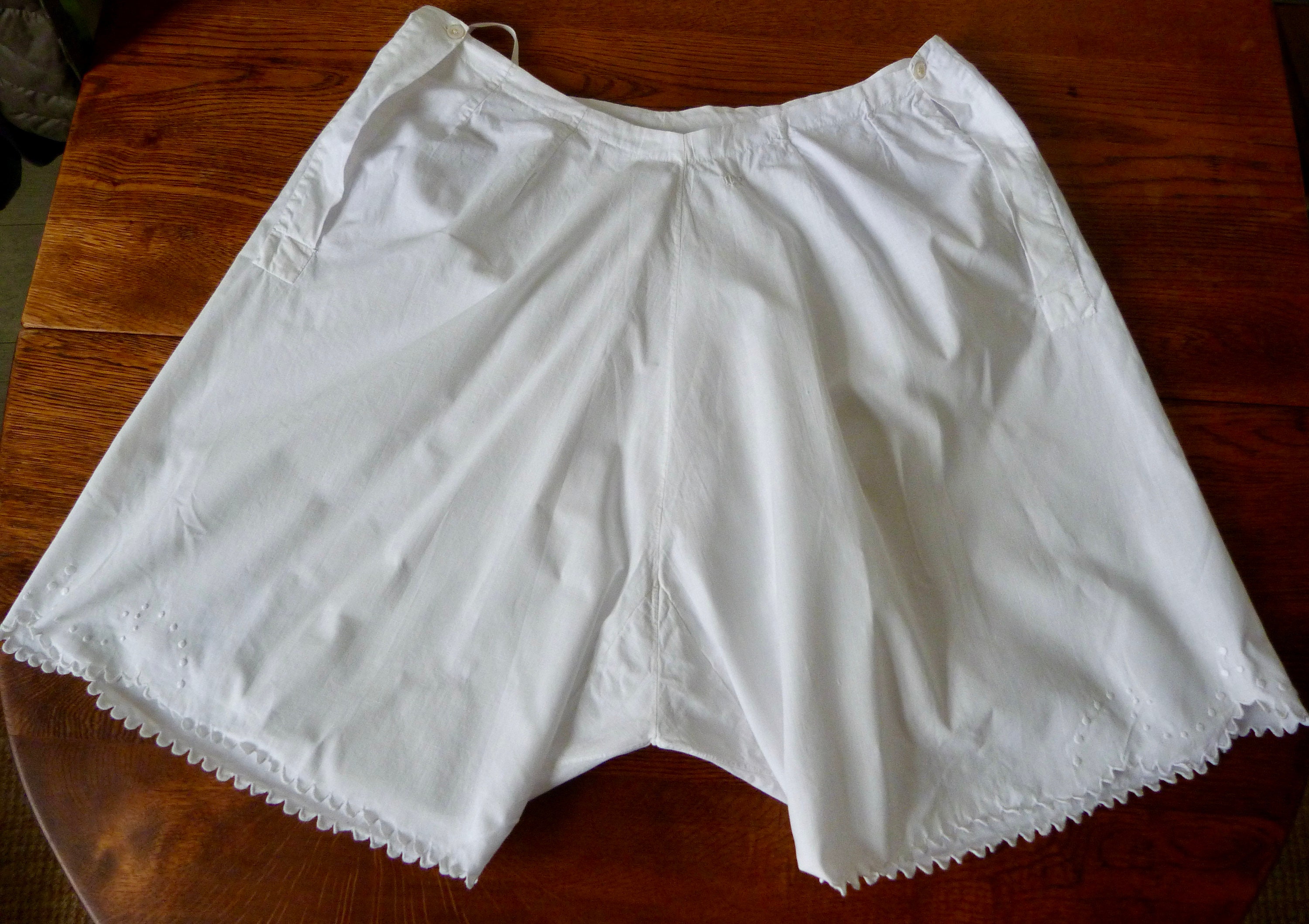 Vintage Size 18-20+ Directoire Knickers Bloomers Panties Cotton