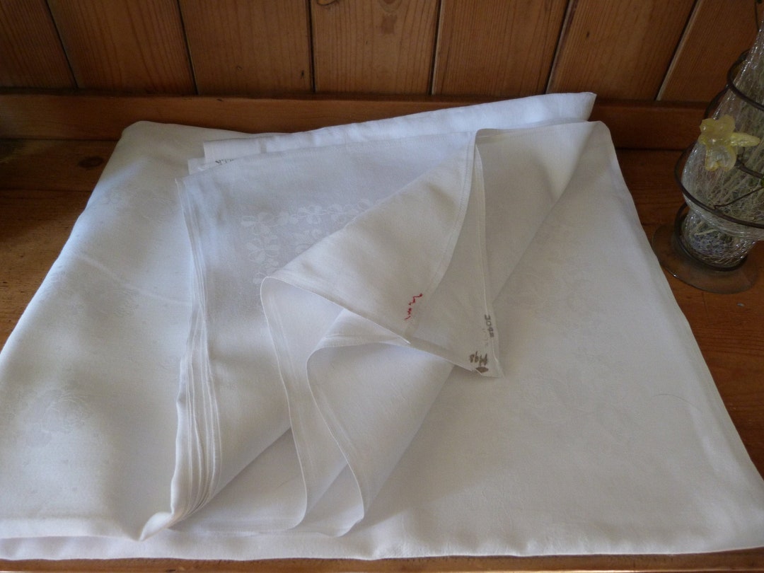 White Damask Linen Vintage French Tablecloth White Roses & Fleur De Lys