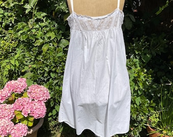 1900's victorian white cotton vintage sleeveless monogram nightdress, very feminine