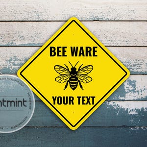 Cartello personalizzato Bee Ware con diamante giallo / Cartello riflettente / Divertente cartello di avvertimento in metallo per decorazioni interne ed esterne