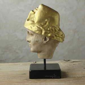 Athenea Minerva Sofia warrior goddess of wisdom