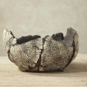 Stoneware bonsai pot / pot for succulents / pot for cactus / handmade pot / 15 cm (length) x 12 cm (width) x 6-9 cm (height)