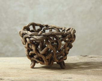 Orchideentopf, handgefertigter Keramiktopf mit Öffnungen / skulpturaler Topf / in Holz- oder Weißfarbe