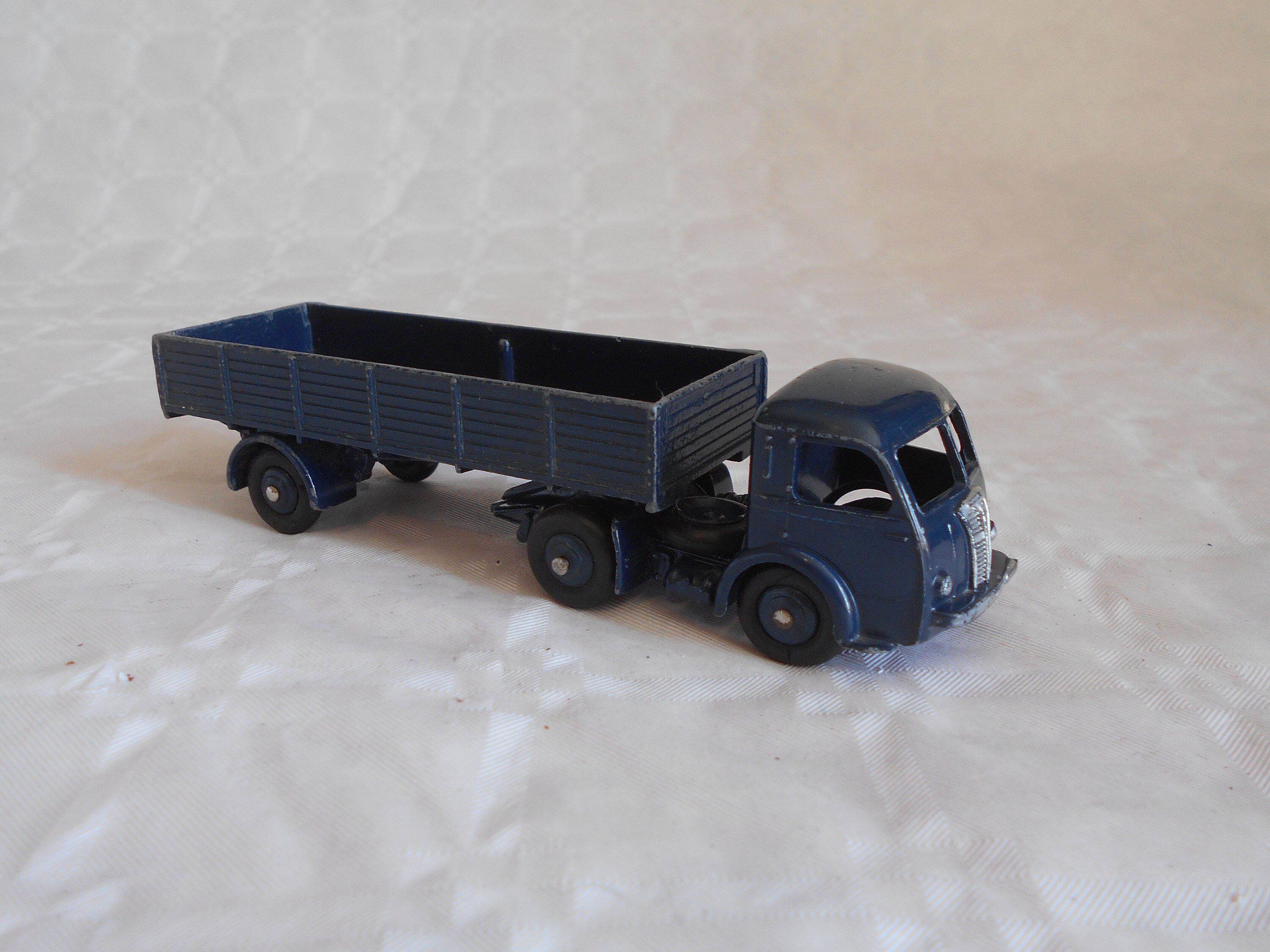 Atlas 1:43 Super Dinky Toys 32AB TRACTEUR PANHARD ET SEMI-REMORQUE SNCF Car mode