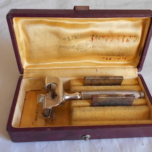 Vintage veiligheidsscheermes L'Essor CFCS-schuimvanger met etui jaren 30 Frans