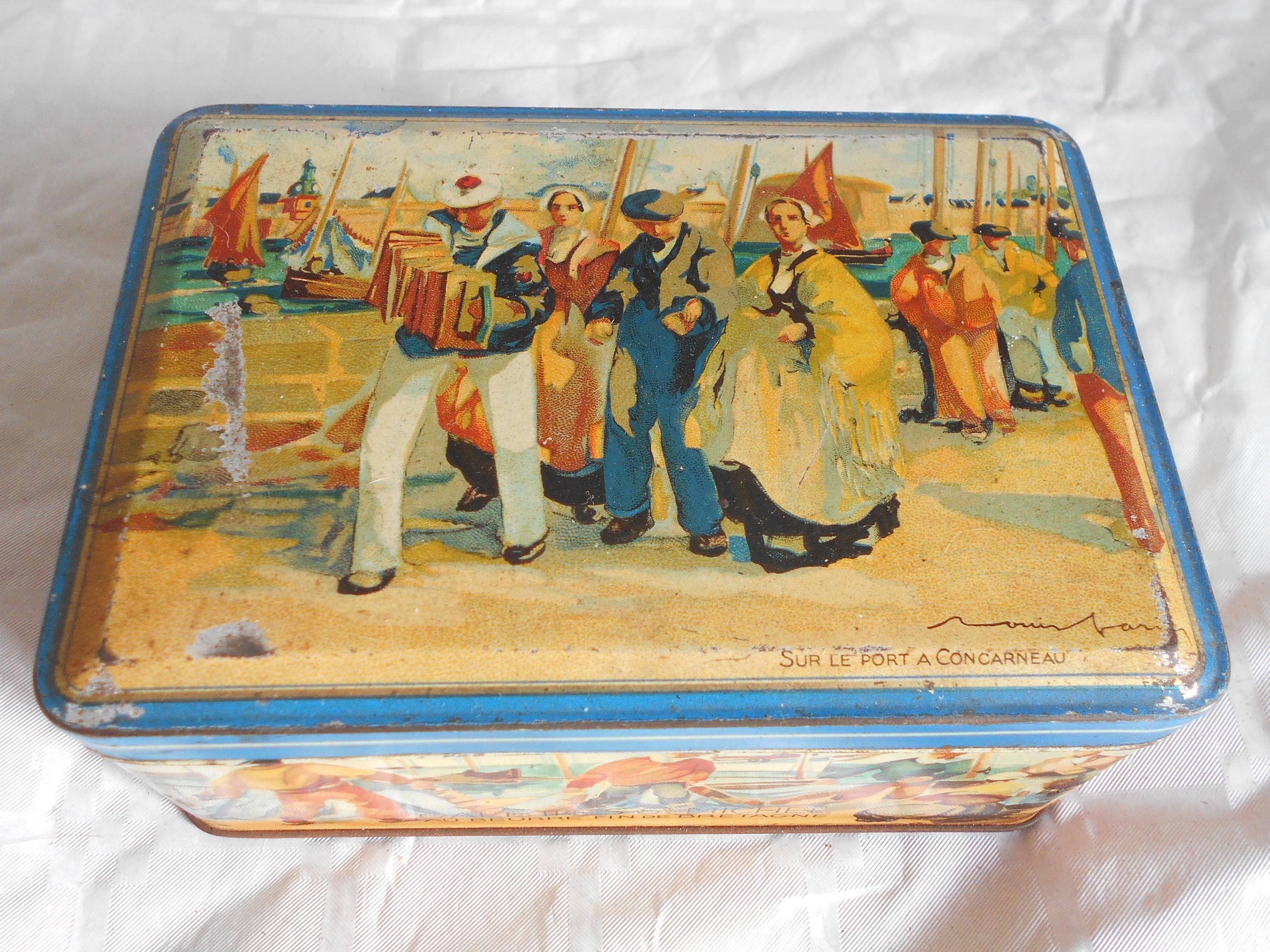 Ancienne Boîte à Gâteaux En Tôle Lithographiée Biscuits St Michel - Années 1950