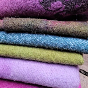 FIORI PRIMAVERILI, pezzi di lana cotta tinta a mano, RIMANENZE di tessuto, campioni per progetti, patchwork, ricamo, punch ago, tufting