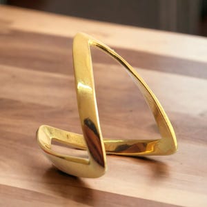 Ring met punthaken: massief 14k gouden V-vorm (stapelbaar, handgemaakt)