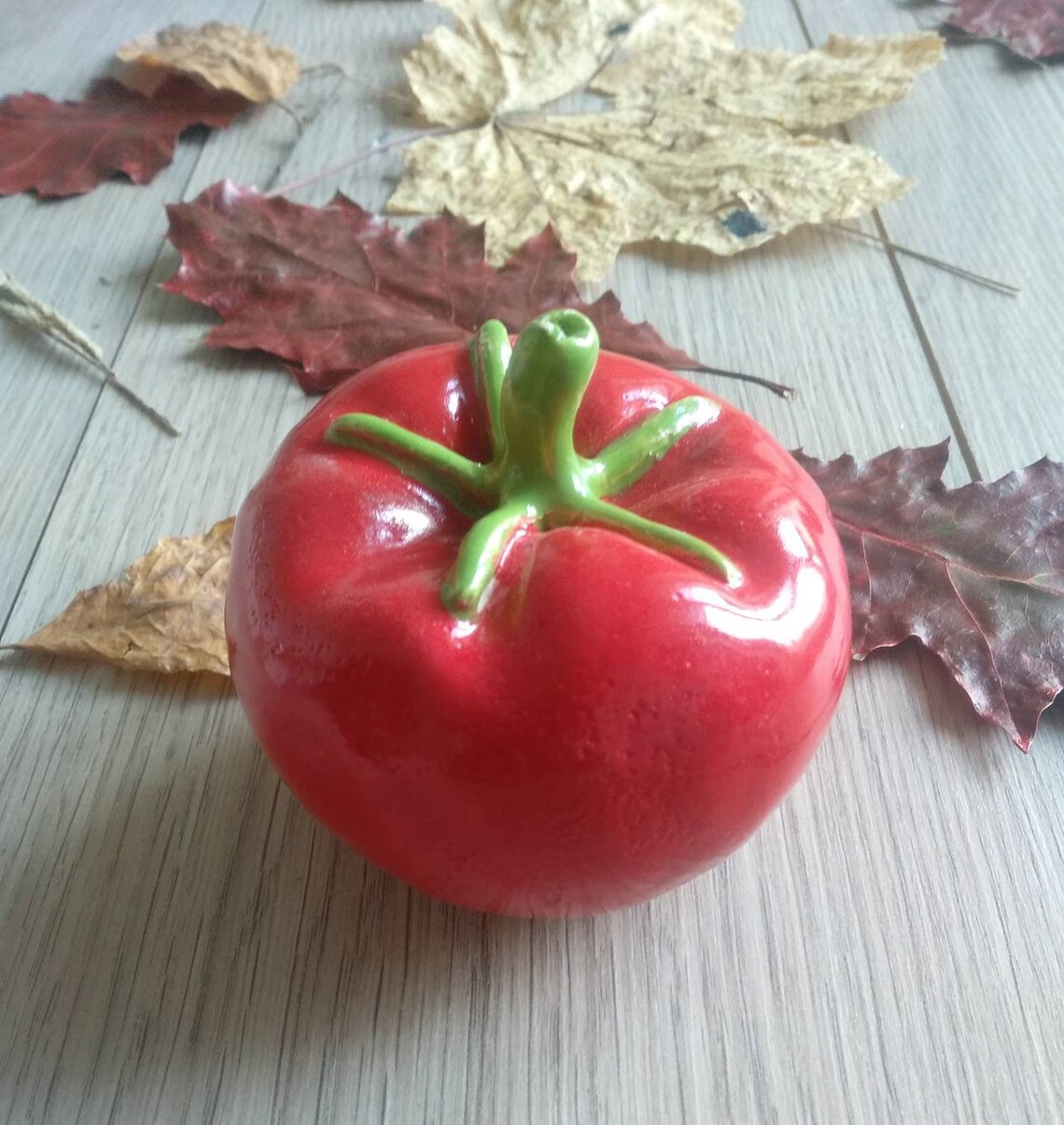 Tomato. Ceramic tomato. Natural size ceramic. Decor for home. Etsy