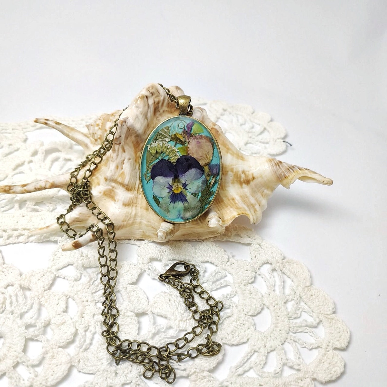 Pendant real flowers in resin Epoxy resin jewelry For gift Etsy