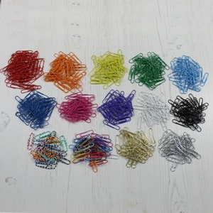 Graffette da 31 mm di grandi dimensioni, qualità professionale, 14 opzioni colorate x100 in busta sigillata