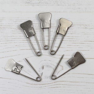 Identity Safety Pins Key Sports Locker Laundry Hotel Cloakroom Swimming Id Tags