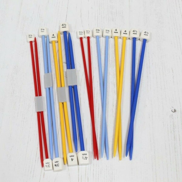 Children's Knitting Needles Whitecroft Essentials Short Knit Pins 18cm x 4 Sizes