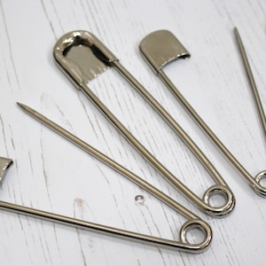 Extra Large Giant Jumbo Laundry Safety Pins 4 and 5 Inch 110mm and 128mm x2 Pins zdjęcie 1