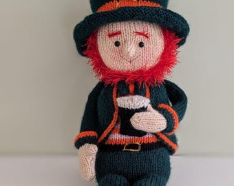 Knitting pattern. PDF digital download. Liam the Leprechaun shelf sitter. Pattern download. Knitted flat. Single point needles.ENGLISH ONLY.