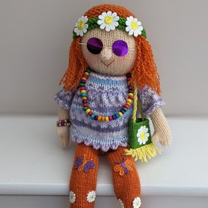 Knitting pattern. PDF digital download.  Happy Hippy shelf sitter . Shelf sitter Pattern download. Knitted flat. ENGLISH ONLY.