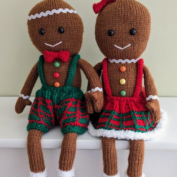 Knitting pattern. PDF digital download. Gini and Gerry The Gingerbread shelf sitters. Pattern download. Knitted flat. ENGLISH ONLY.
