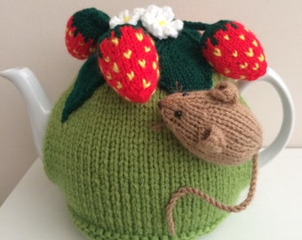 MOUSE TEA COSY//COSIE DK KNITTING PATTERN COLOUR PRINTED ON HEAVY PAPER