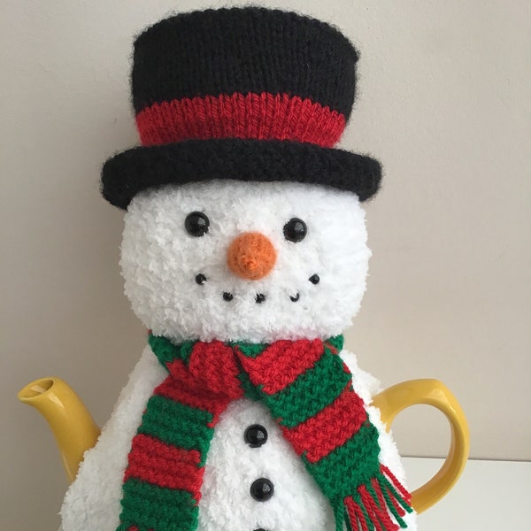 Tea cosy knitting pattern. PDF digital download.Mr Snowman tea cosy knitting pattern for a 6 cup teapot.