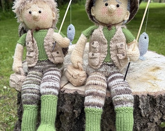 Knitting pattern. PDF digital download. Monty and Finn the fishermen shelf sitter.  Knitted flat. Single point needles. ENGLISH ONLY.
