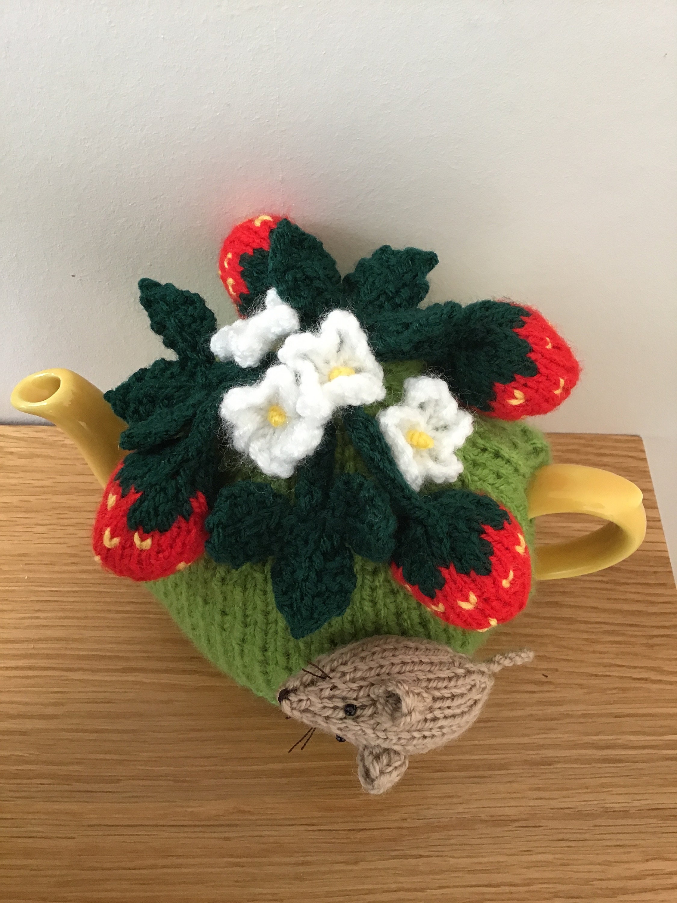 Knitting pattern. Pesky mouse tea cosy knitting pattern. PDF | Etsy