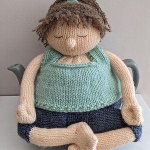 Tea cosy knitting pattern. PDF digital download. Betty takes up yoga. Knitting pattern for a 6 cup teapot. Knitted flat. ENGLISH ONLY