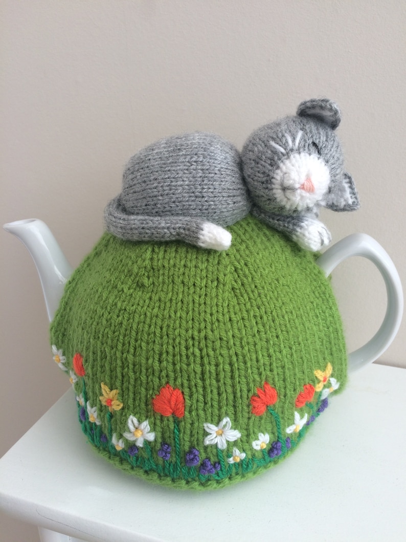 Tea cosy Knitting pattern. PDF digital download. Cat nap tea cosy knitting pattern. .Tea cosy pattern for a 2.5 pint tea pot. image 1