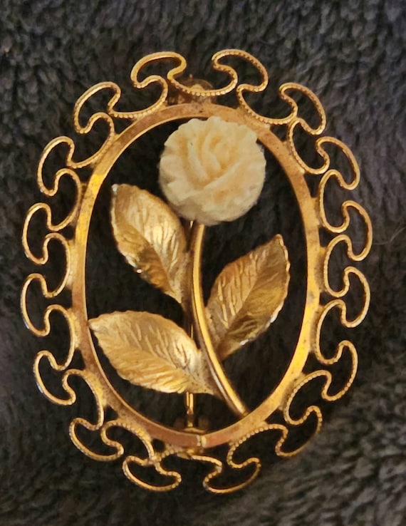 Vintage Signed KL 12K Gold Filled  Rose Wreath Bro