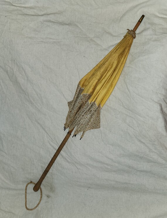 Antique Victorian Parasol Umbrella Yellow Wood Han