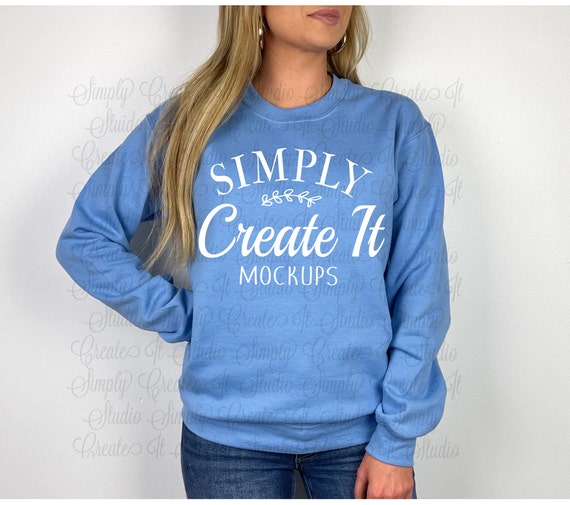 Carolina blue gildan sweatshirt hot sale