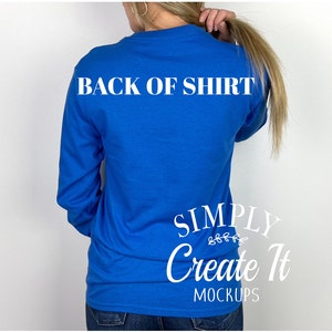 Gildan G2400 Royal Long Sleeve Model Mockup, Rückseite des Mockup, Gildan 2400 Mockup, Gildan G2400, Royal 2400 Mockup, Mockup, 2400 Model Mockup