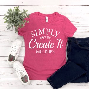 District DM130L Pink Frost Mockup, District Flat lay, District Pink Frost mockup, District Women&#39;s Perfect Tri Mockup