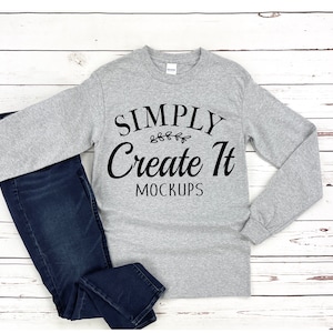 Gildan G2400 Sport Grey Long Sleeve Mockup, Gildan Mockup, Gildan G2400, Graues T-Shirt Mockup, T-Shirt Mockup, Flat Lay Mockup, Gildan Mockup