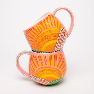 Taza rosa pintada a mano, taza de café, taza de abrazo, amante del café, taza única, amante del té, taza de café hecha a mano, taza de té, taza de regalo, taza brillante, amanecer