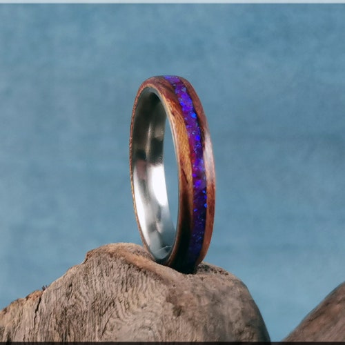 Bentwood Ring - Tiger Etimoe w/Waterlily hotsell opal inlay on titanium ring core - wood ring